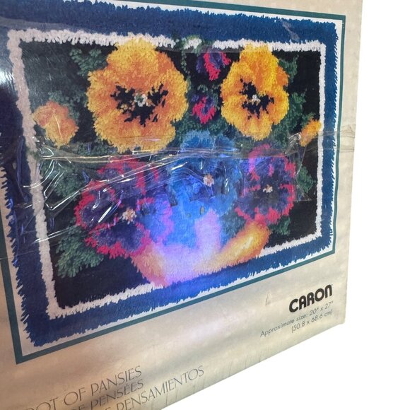 Vtg Caron WonderArt POT OF PANSIES Latch Hook Kit #4294  20" x 27" Flower Rug NI - Picture 5 of 12